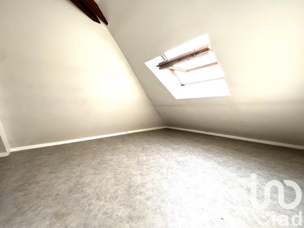 Duplex 2 pièces de 30 m² à Poissy (78300)