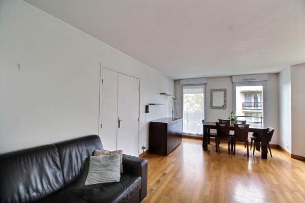 Vente Appartement69 m² - 3 Pièces - CHATILLON (92320)