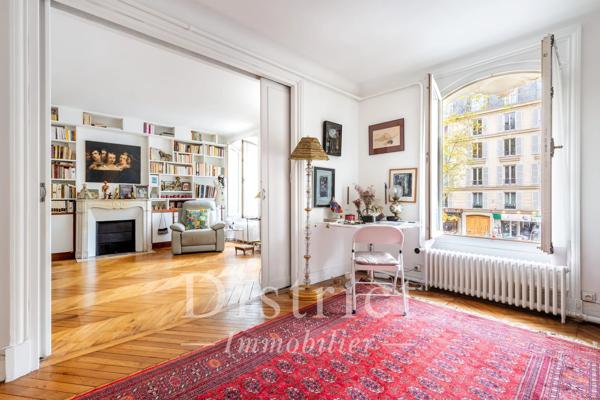 # Appartement – 84m² – Paris 8ème