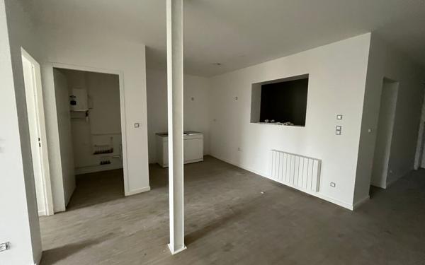 Appartement à louer    3 pièces • 77 m2 Castelnaudary