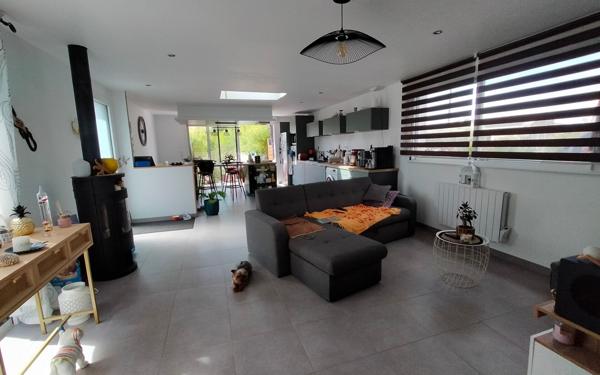 Maison à vendre    2 pièces •  Sauzon