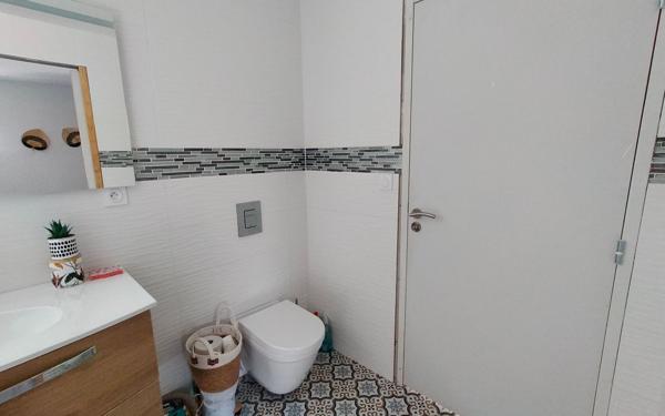 Maison à vendre    2 pièces •  Sauzon