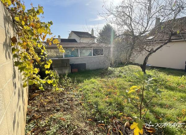 À vendre - Maison plain-pied, 3 pièces située à Rosny-sur-Seine (78710)