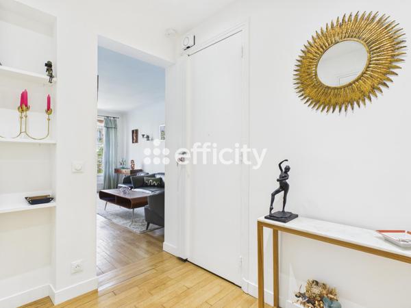 Appartement
         3 pièces
        - 74 m² Exclusivité 735 000 € *