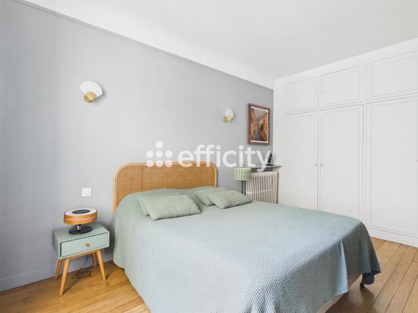 Appartement
         3 pièces
        - 74 m² Exclusivité 735 000 € *