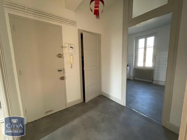 Appartement à louer 2 pièces 48m² Dijon (21000)