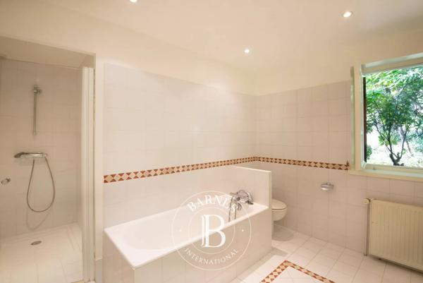Garches, Maison 4 Chambres -  342 m² à vendre