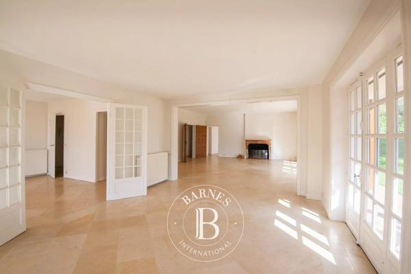 Garches, Maison 4 Chambres -  342 m² à vendre