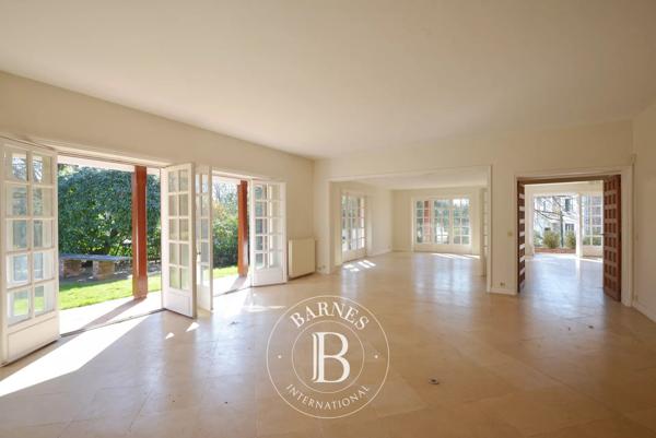 Garches, Maison 4 Chambres -  342 m² à vendre
