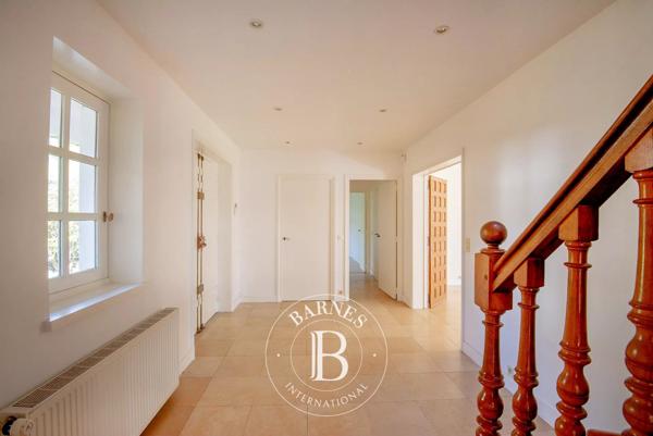 Garches, Maison 4 Chambres -  342 m² à vendre