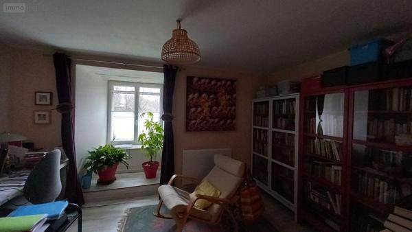 Maison à vendre à Vèze dans le Cantal (15160), ref : FG/2500