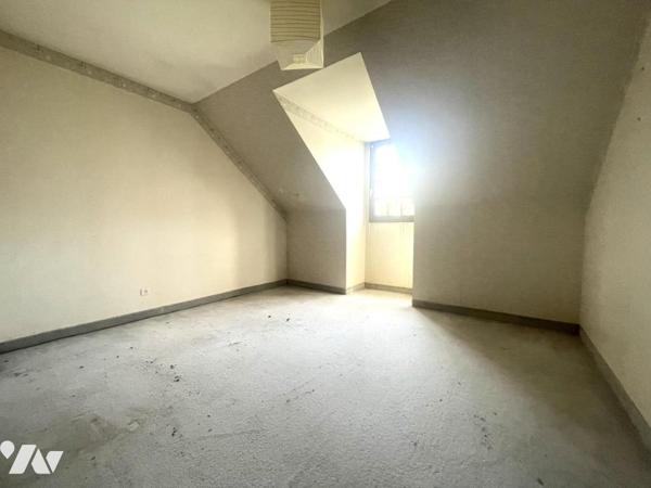 A VENDRE - NANTES - PONT DU CENS - En impasse -Maison d'env 101.21 m² sur 141m² de terrain 141m².