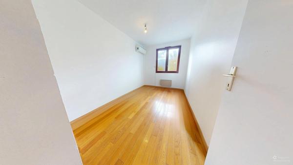 Appartement Grenoble 4 pièce(s) 108.03 m2