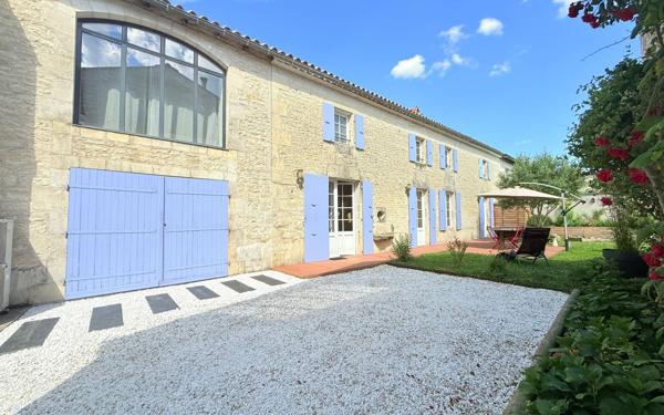 Maison à vendre    4 pièces •  Surgères