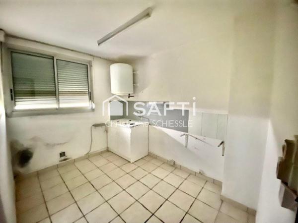 Immeuble de 6 appartements T4 et T3 , caves et garages