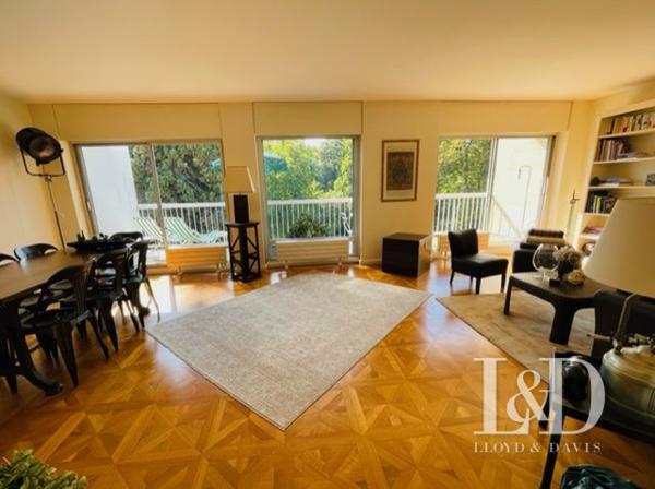 Appartement de standing, dernier étage, terrasse plein sud