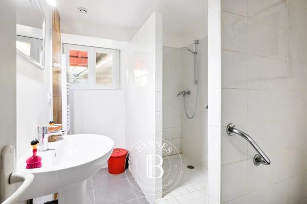 Saint-Palais, Ferme 4 Chambres -  427 m² à vendre