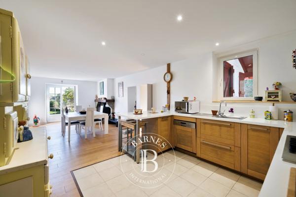 Saint-Palais, Ferme 4 Chambres -  427 m² à vendre