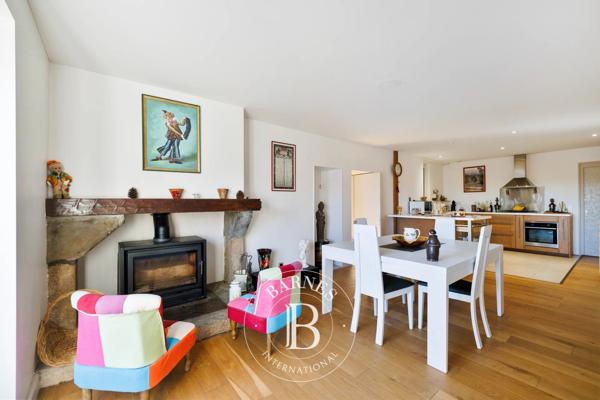 Saint-Palais, Ferme 4 Chambres -  427 m² à vendre