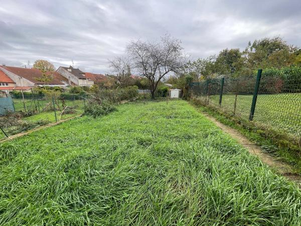 MAISON DE VILLE PROCHE COMMERCES