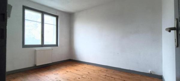 Appartement 3 Pièces – 73m² – Dernier Étage avec Balcon SAINT UZE (26)