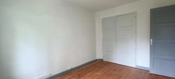 Appartement 3 Pièces – 73m² – Dernier Étage avec Balcon SAINT UZE (26)