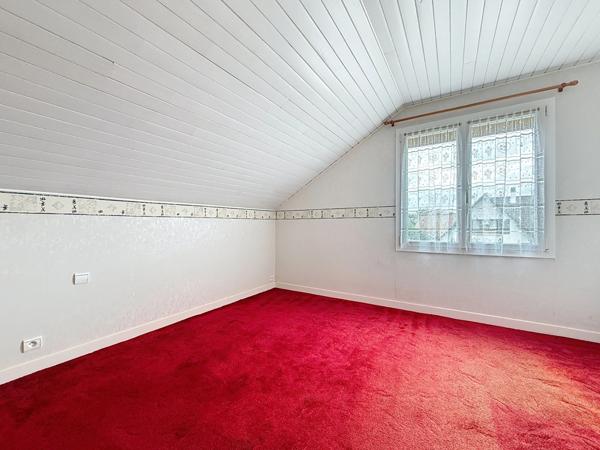 Beaumont-sur-oise – Maison individuelle 4 pièces 85 m² hab / 95 m² utiles avec 7 places de Parking