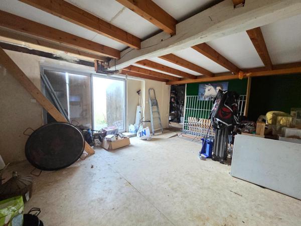 Maison à SAINT-JEAN-D'ANGELY, 17400 - 4 pièces 94m²