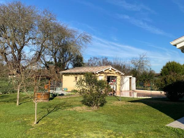 MAISON RECENTE DE PLAIN PIED GARAGE ET JARDIN