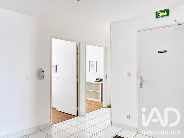 Murs commerciaux  à vendre 84,18 m² Dourdan