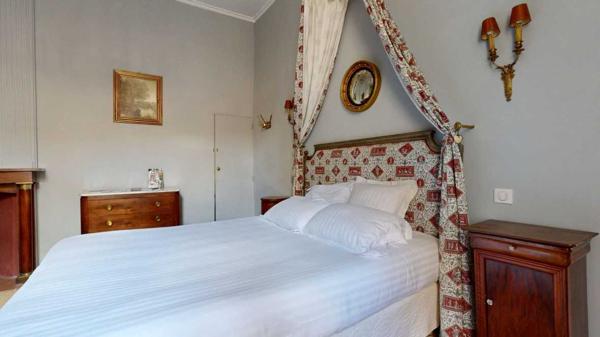 Appartement - Sarlat-la-caneda Sarlat : Dans l'œil de Ridley Scott, de "Les Duellistes" au "Dernier Duel", studio de 35m2 dans un immeuble classé. Visite virtuelle sur demande