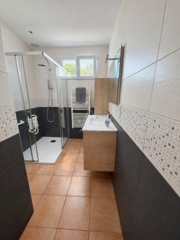 Maison sur sous-sol – 3 chambres – Montaigu-Vendée