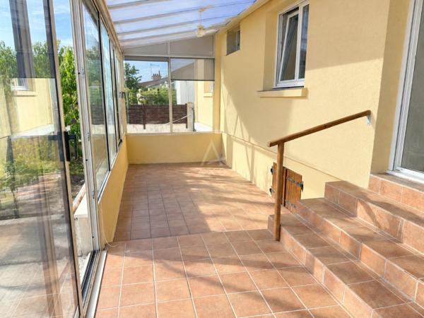 Maison sur sous-sol – 3 chambres – Montaigu-Vendée