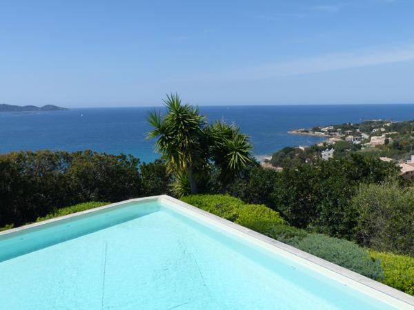 À vendre à Pietrosella : propriété vue mer avec Prestige & Châteaux