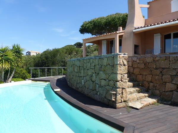 À vendre à Pietrosella : propriété vue mer avec Prestige & Châteaux