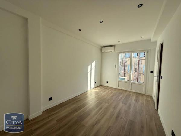 Appartement à louer 2 pièces 31.11m²