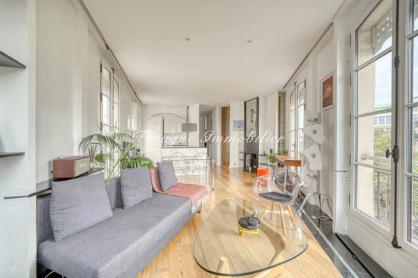 Appartement d’exception avec panorama unique sur la Porte Saint-Denis