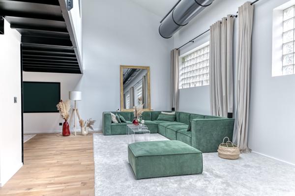 LYON 7 – GERLAND Loft d’exception de 226 m² Ancien studio de danse réinventé
