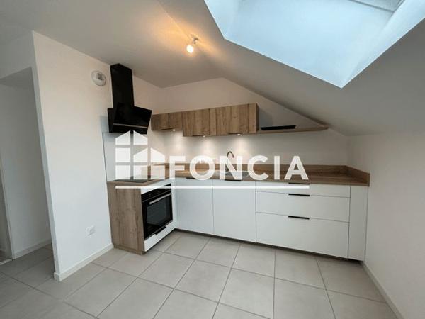 Location Appartement 2 pièces 49.95 m² - 27 RUE COLLE UMBERTO La Balme De Sillingy 74330