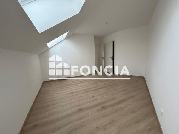 Location Appartement 2 pièces 49.95 m² - 27 RUE COLLE UMBERTO La Balme De Sillingy 74330