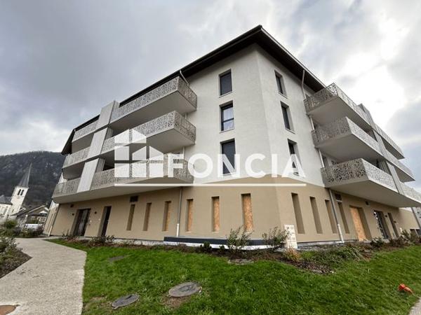 Location Appartement 2 pièces 49.95 m² - 27 RUE COLLE UMBERTO La Balme De Sillingy 74330