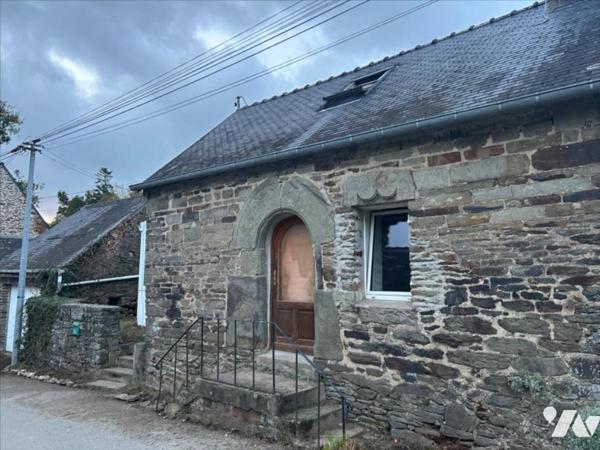 MAISON EN CAMPAGNE PROCHE CARHAIX