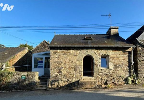 MAISON EN CAMPAGNE PROCHE CARHAIX