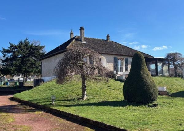 EN VENTE - FOURCHAMBAULT / MARZY - PAVILLON 3 chambres et bureau TERRAIN