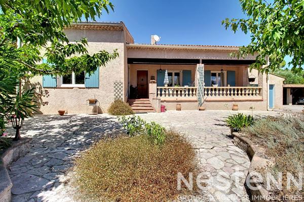 A VENDRE DRAGUIGNAN Villa 180m² avec piscine et vue dégagée - 4553m² de terrain