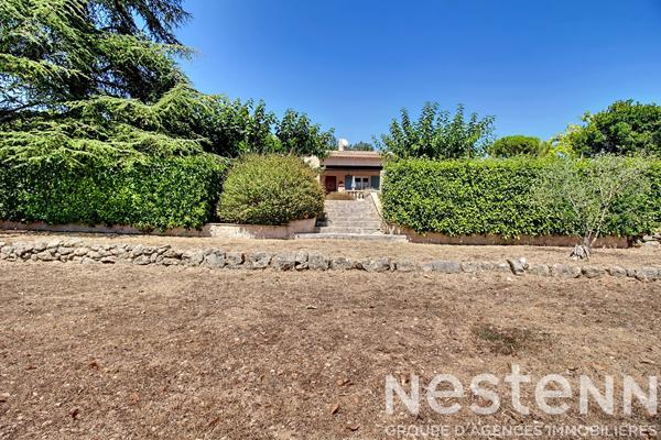 A VENDRE DRAGUIGNAN Villa 180m² avec piscine et vue dégagée - 4553m² de terrain