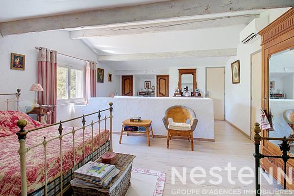 A VENDRE DRAGUIGNAN Villa 180m² avec piscine et vue dégagée - 4553m² de terrain