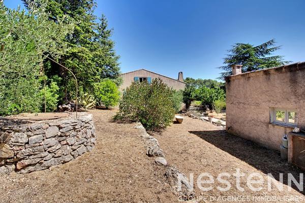 A VENDRE DRAGUIGNAN Villa 180m² avec piscine et vue dégagée - 4553m² de terrain