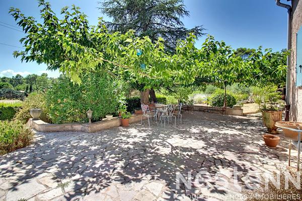 A VENDRE DRAGUIGNAN Villa 180m² avec piscine et vue dégagée - 4553m² de terrain
