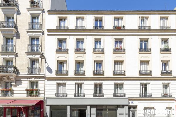 Bureaux à vendre ou à louer à PARIS 75018